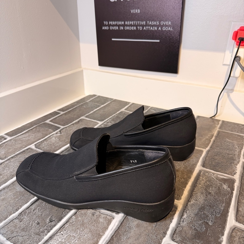 Donald J. Pliner Black Men's Loafers